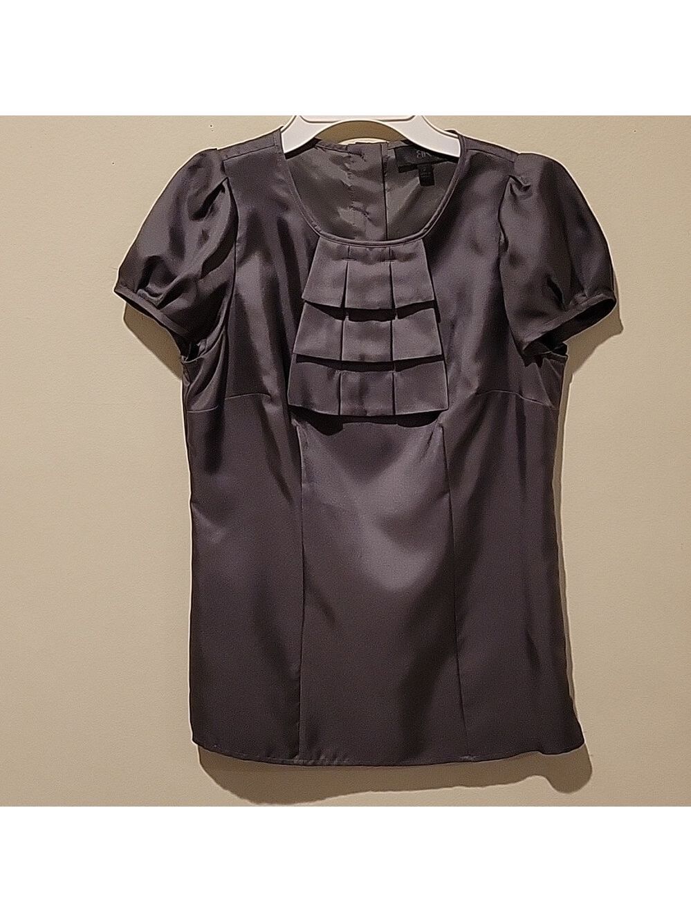 ❤️ LIKE NEW! BANANA REPUBLIC SILK TWILL PUFF CAP SLEEVE TOP, 2 - Picture 1 of 7